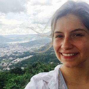 Meet your Posher, Izabella